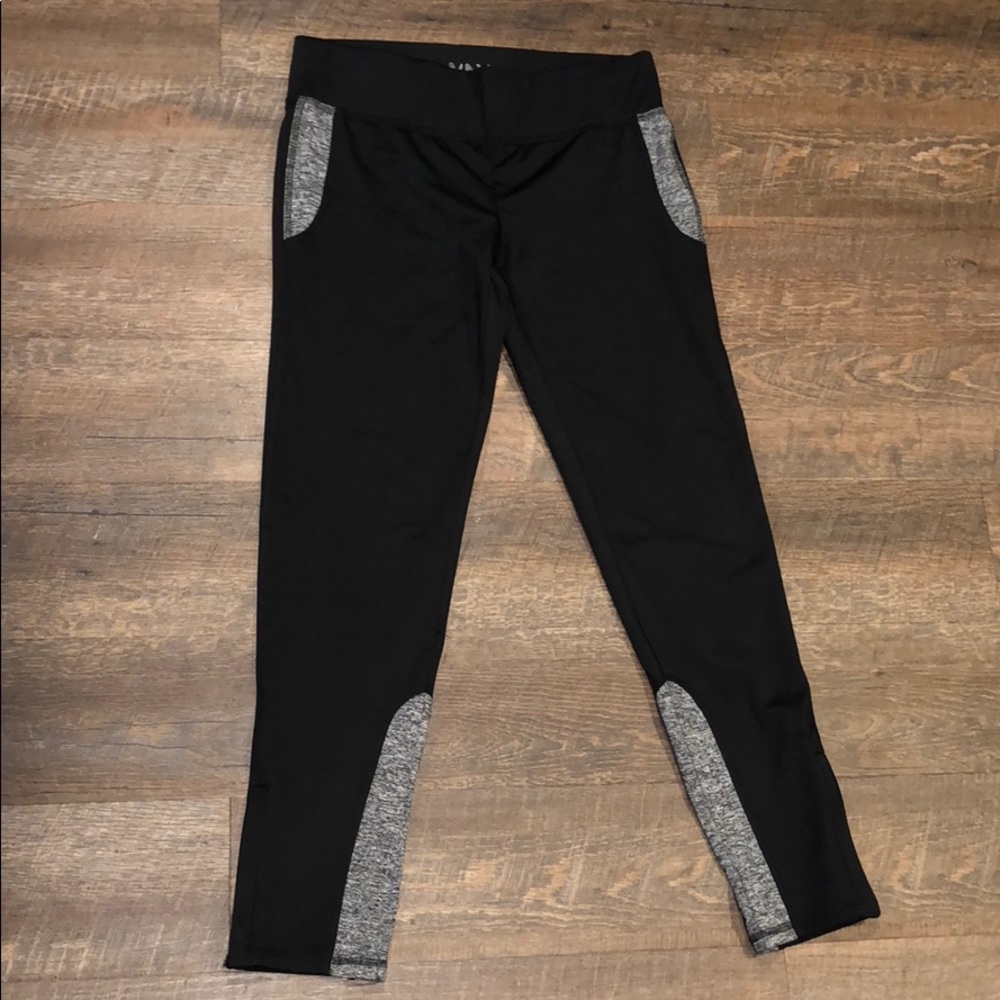 Andrew Marc Performance Leggings